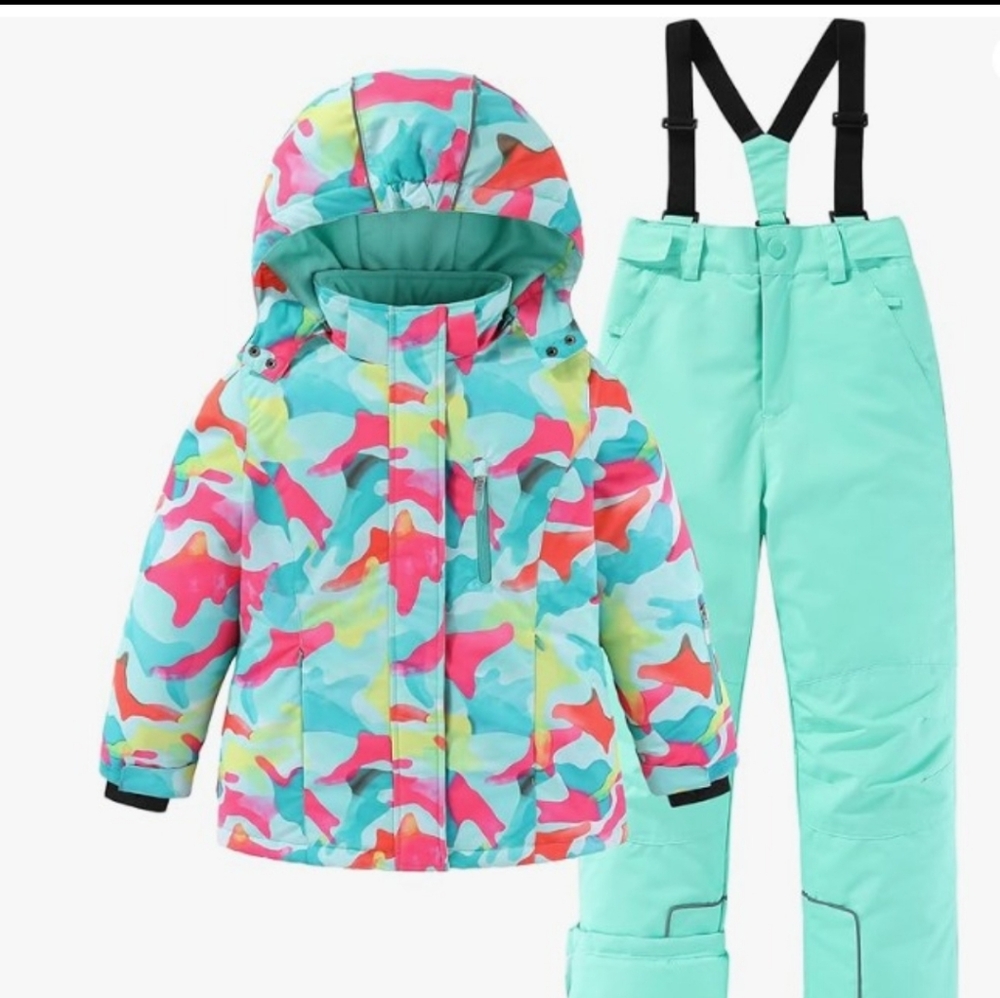 Pre Loved Snowsuit // Hooded Ski Jacket and Pants